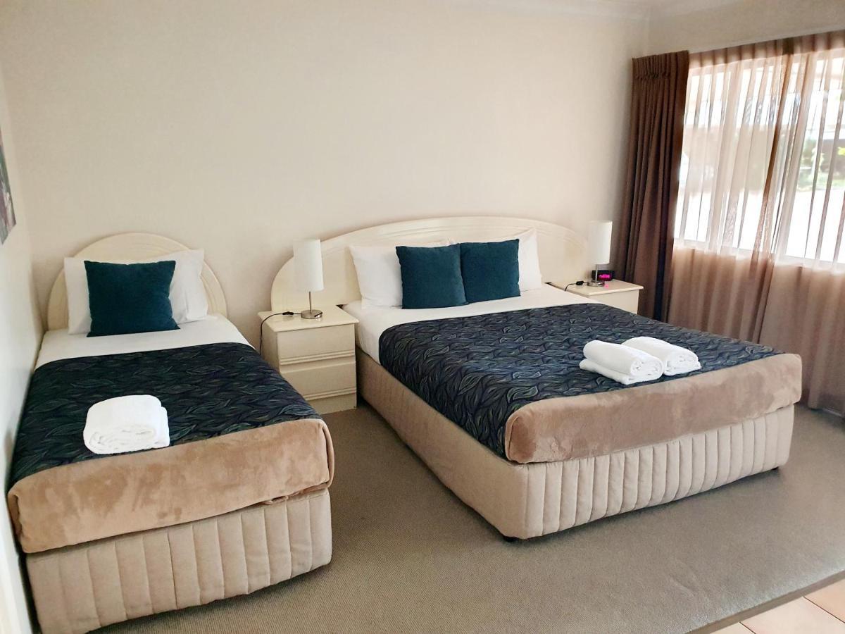 Rockhampton Palms Motor Inn المظهر الخارجي الصورة